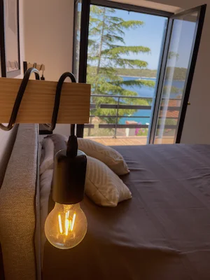 MIRA|MORE Apartment Innenansicht